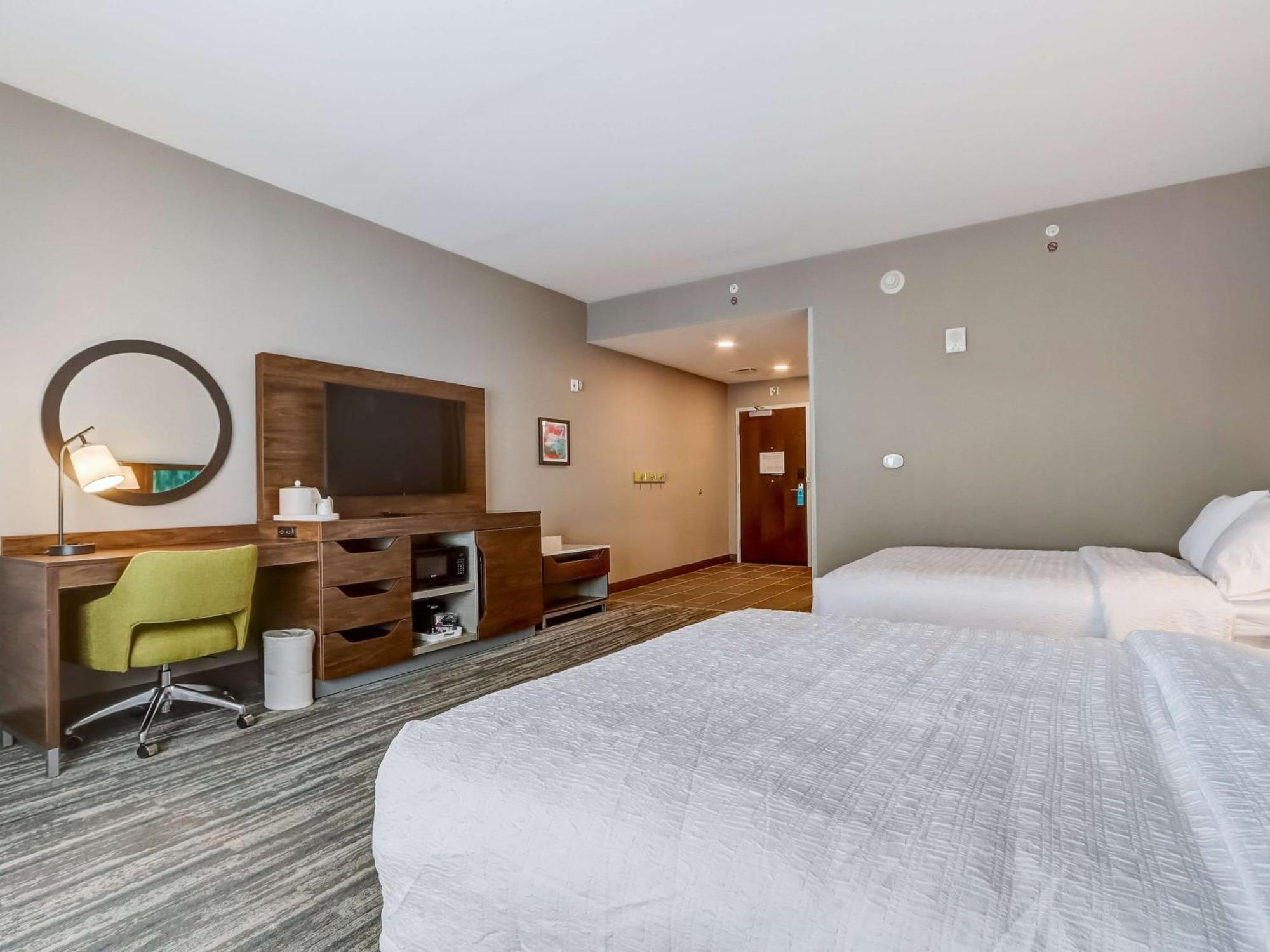 Hampton Inn & Suites Cincinnati Midtown Rookwood Ngoại thất bức ảnh