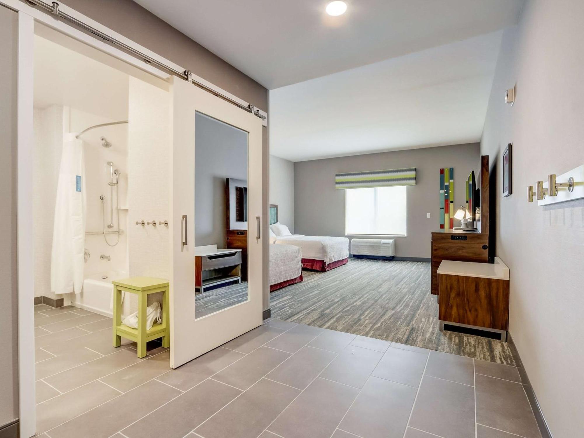 Hampton Inn & Suites Cincinnati Midtown Rookwood Ngoại thất bức ảnh