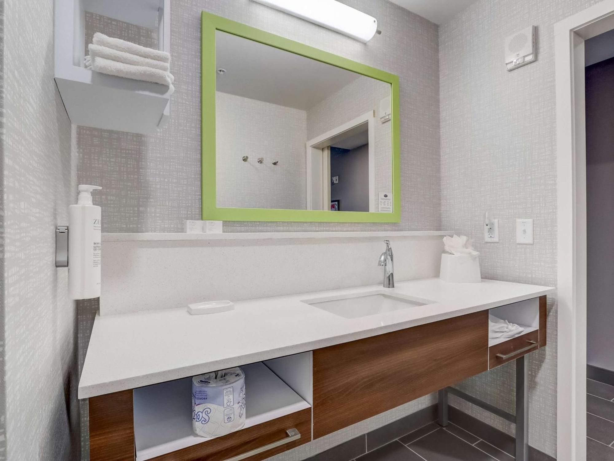 Hampton Inn & Suites Cincinnati Midtown Rookwood Ngoại thất bức ảnh