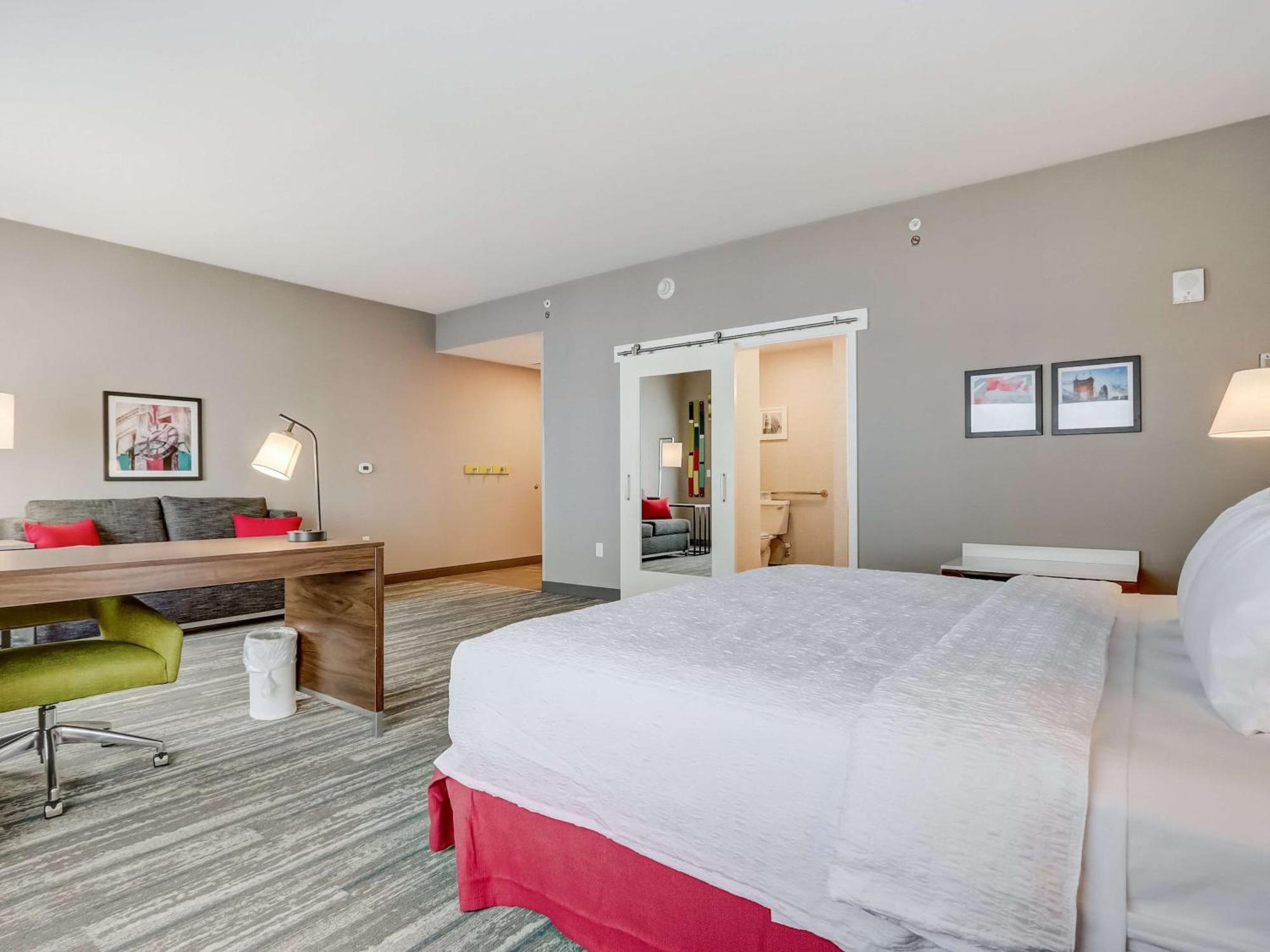 Hampton Inn & Suites Cincinnati Midtown Rookwood Ngoại thất bức ảnh