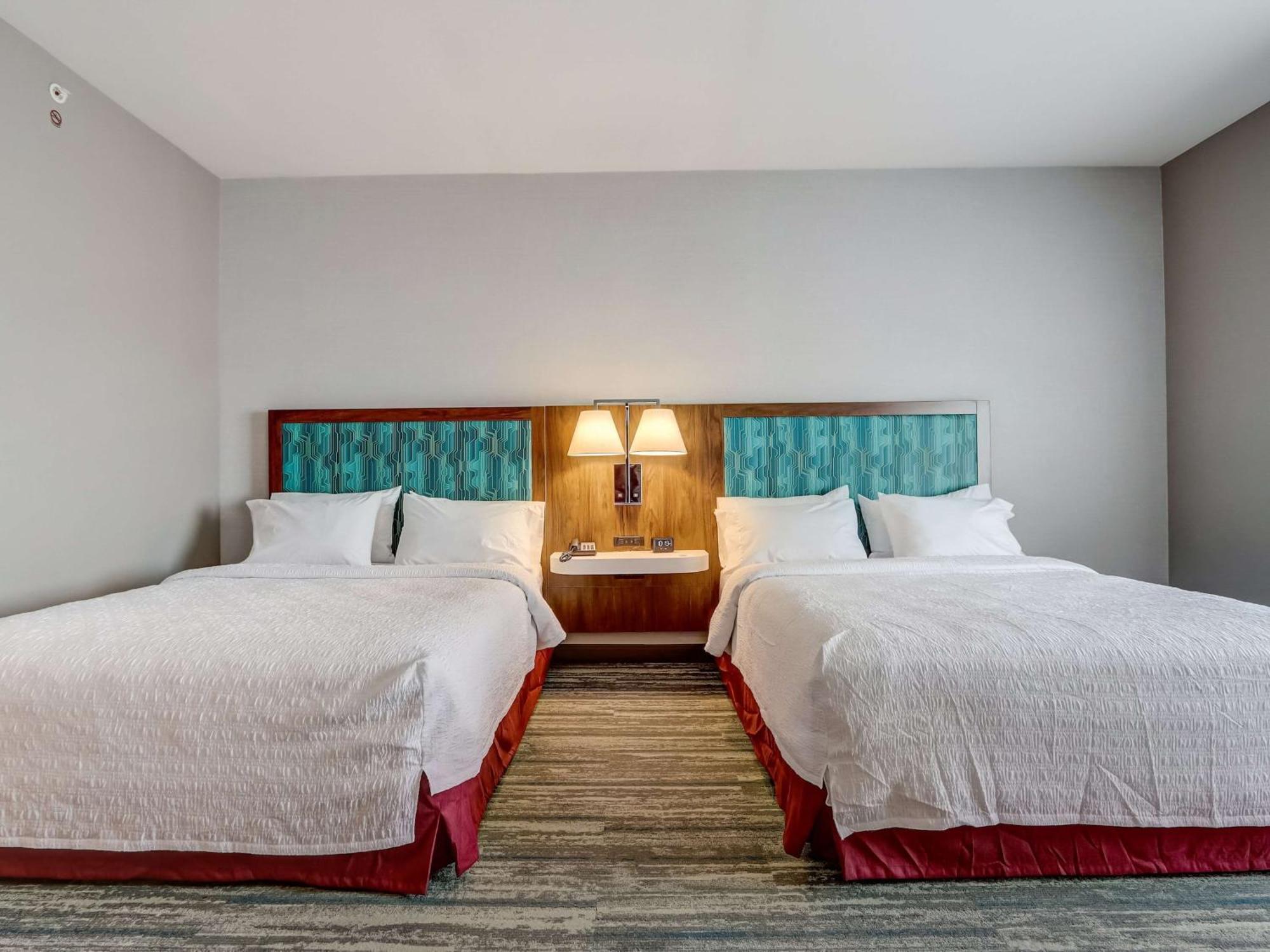 Hampton Inn & Suites Cincinnati Midtown Rookwood Ngoại thất bức ảnh