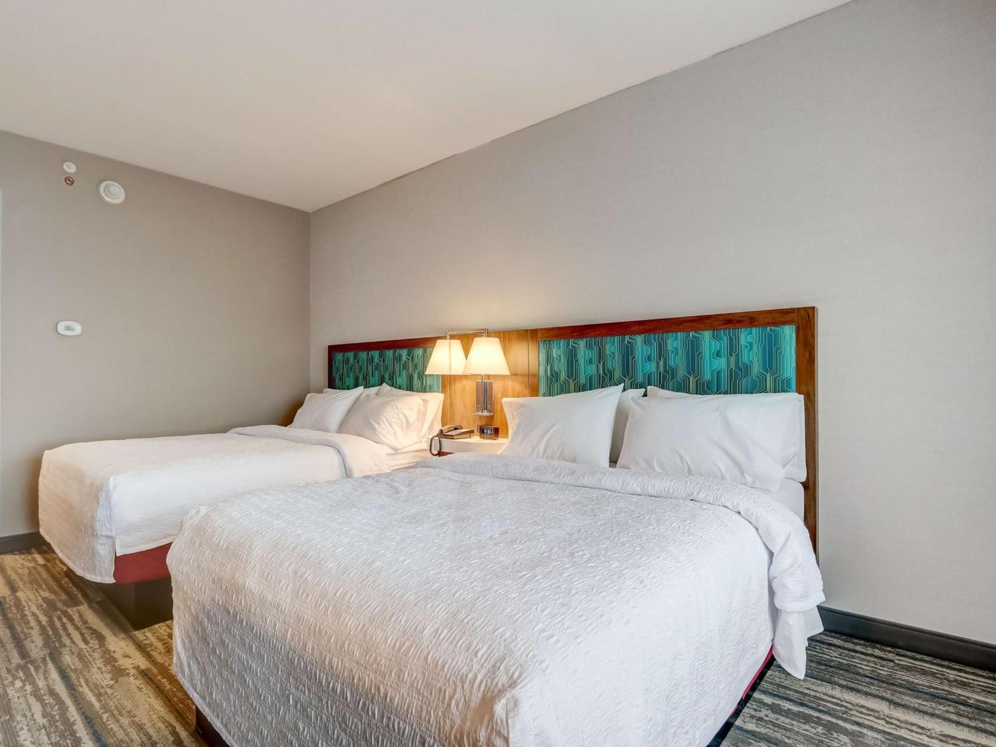 Hampton Inn & Suites Cincinnati Midtown Rookwood Ngoại thất bức ảnh