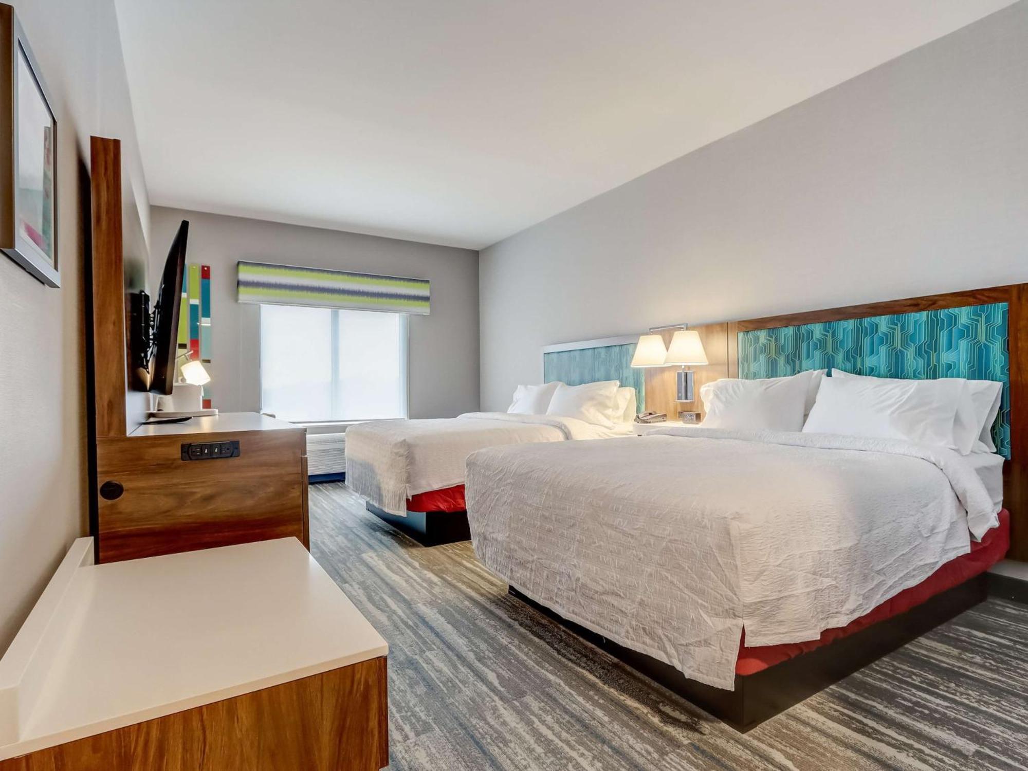 Hampton Inn & Suites Cincinnati Midtown Rookwood Ngoại thất bức ảnh