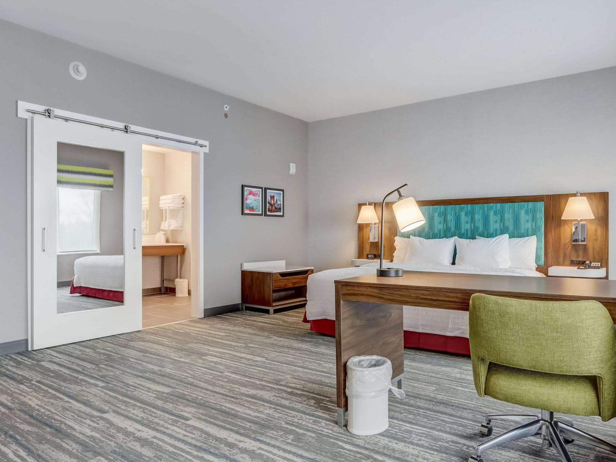 Hampton Inn & Suites Cincinnati Midtown Rookwood Ngoại thất bức ảnh