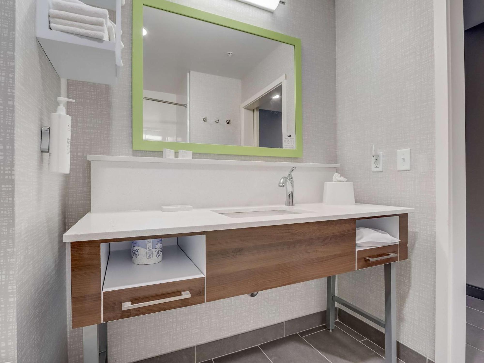 Hampton Inn & Suites Cincinnati Midtown Rookwood Ngoại thất bức ảnh
