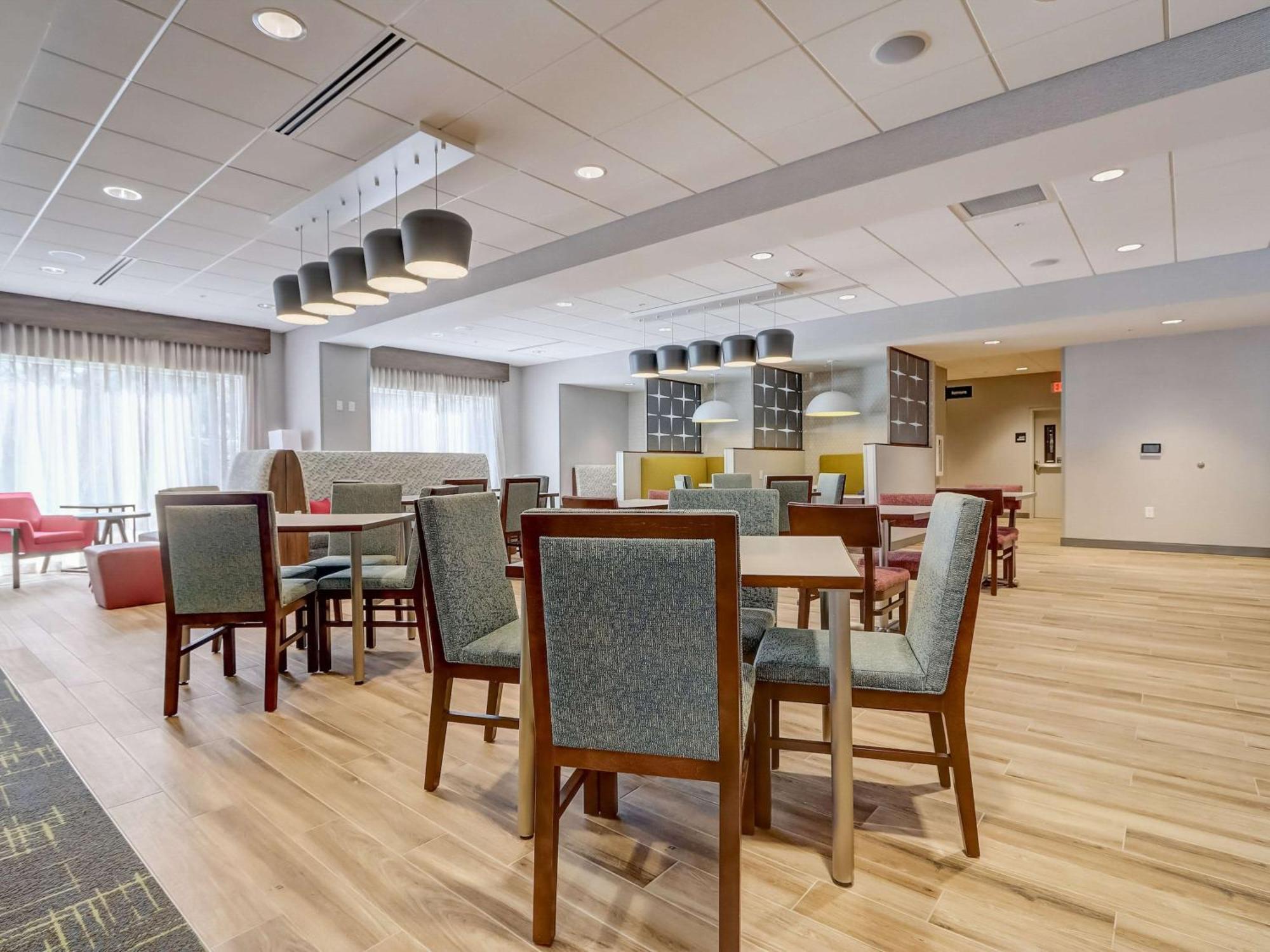 Hampton Inn & Suites Cincinnati Midtown Rookwood Ngoại thất bức ảnh
