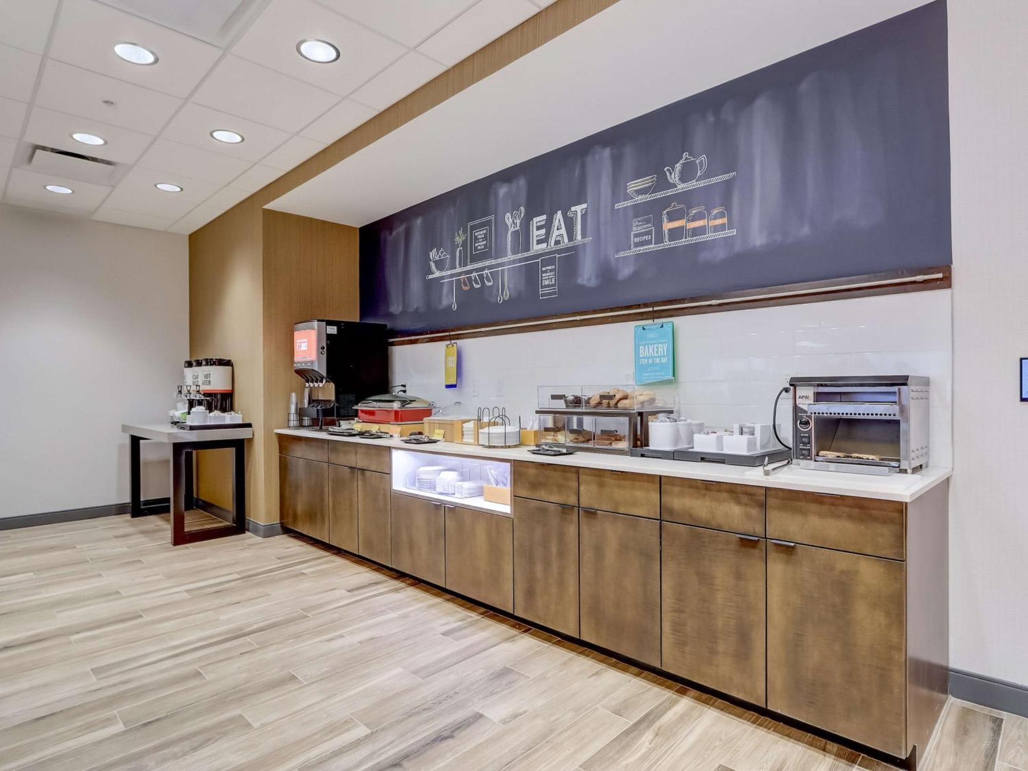 Hampton Inn & Suites Cincinnati Midtown Rookwood Ngoại thất bức ảnh