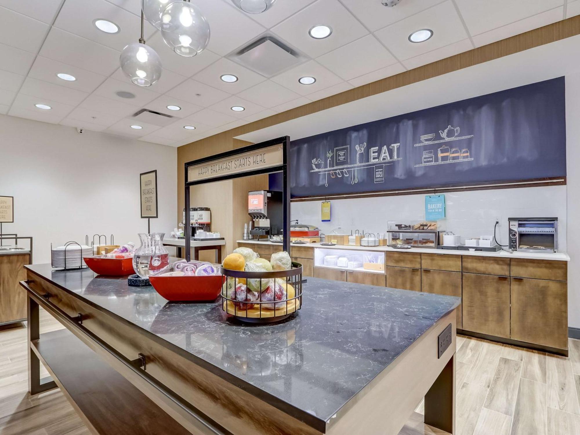 Hampton Inn & Suites Cincinnati Midtown Rookwood Ngoại thất bức ảnh